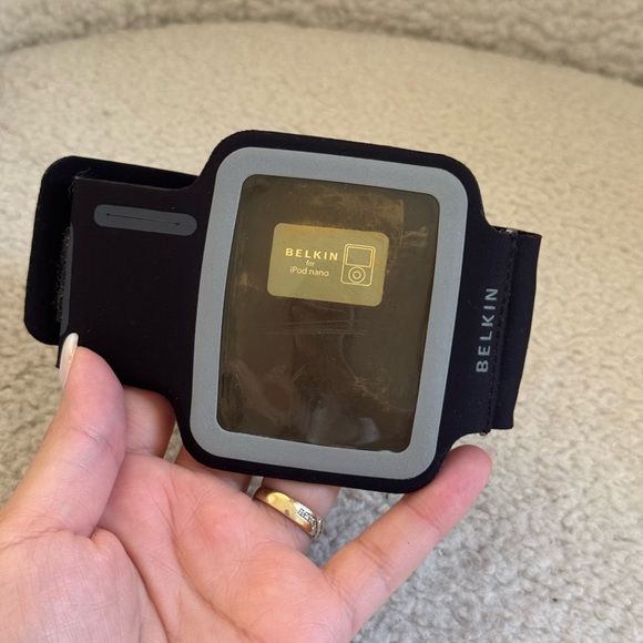 belkin Other - Belkin Black Armband for iPod Nano